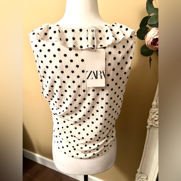 ✨Host Pick✨Zara Ruffle Polka Dot Sleeveless Blouse - Picture 2 of 7